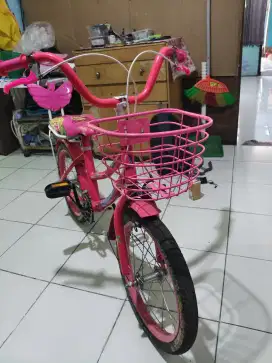 Dijual, sepeda anak merk Centrum ukuran 14