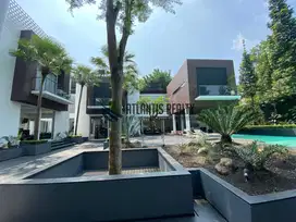 Dijual Rumah Super Mewah View Golf, Bukit Golf BSD City Serpong