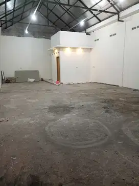 Disewakan gudang palem watu Hullaan