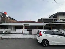 Rumah Murah Area Jakal KM. 4 Cocok Untuk Kantor Dekat UGM