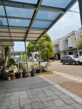 rumah sewa 8x15 PIK jakarta utara