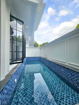 BRAND NEW HOME dg Swimming Pool di Sektor 9 Puri Bintaro GB-14686