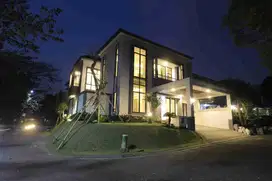 Cluster Costa Rica De Latinos BSD City Brand New House Hook 2,5 Lantai 7,5 M Nego