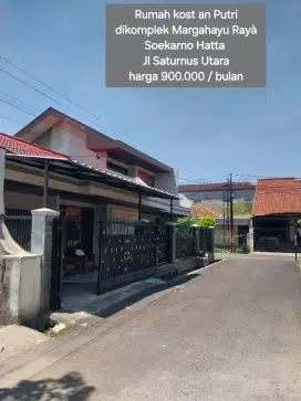 RUMAH KOST KOSTAN PUTRI DI KOMPLEK MARGAHAYU RAYA MIM METRO