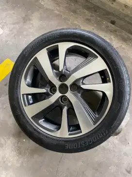 JUAL CEPAT BAN YARIS 2018