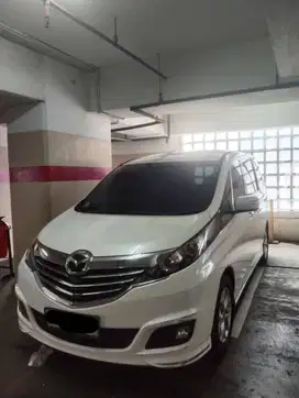 Mazda Biante Putih 2017