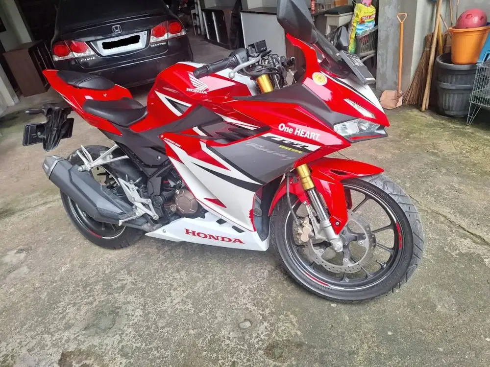 Honda CBR150R 2021
