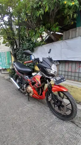 Bismillah jual suzuki satria f thn 2012
