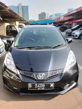 HONDA JAZZ RS 1.5 AT 2011