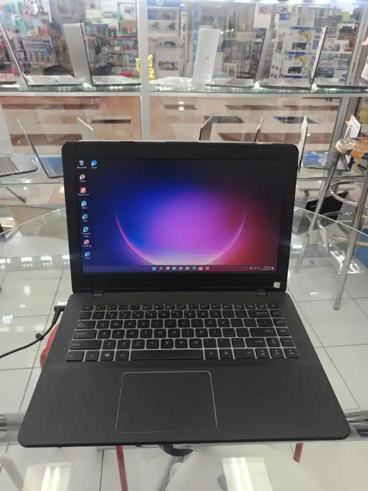 Laptop Asus VivoBook X44UF 14