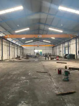 Dijual Gudang Siap pakai. Row Jalan Utama Margomulyo Permai