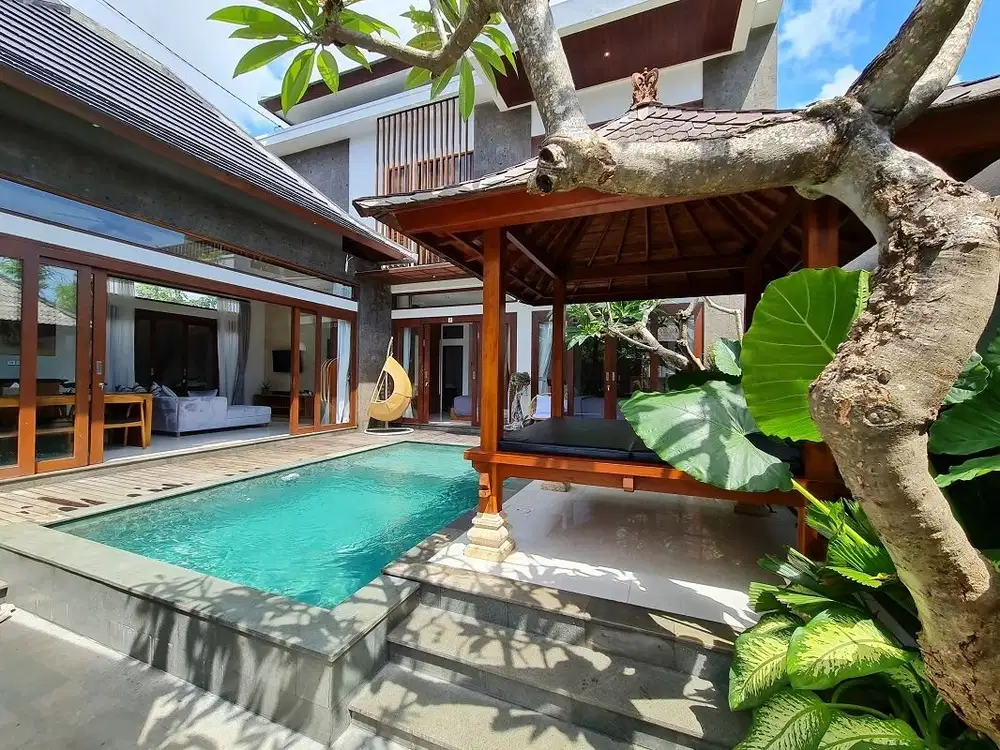 Villa 3 Bedrooms Taman Griya Jimbaran Bali