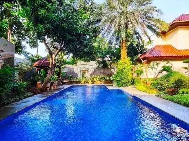 TURUN HARGA Rumah Mewah di Kemang Jakarta Selatan