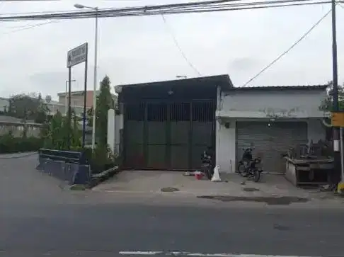 Gudang Raya Mastrip strategis dekat tol, Gunungsari Lotte mart