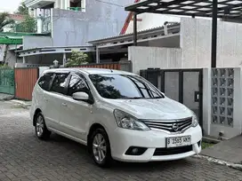 Nissan Grand Livina 2014 XV AT Matic Facelift NIK 2013
