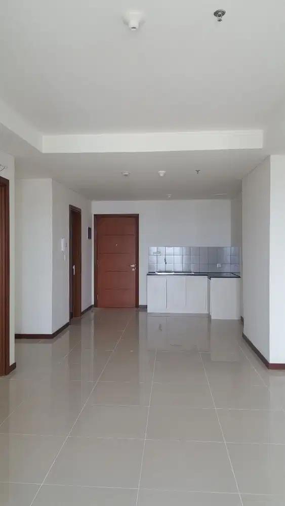 Condominium Green Bay Sewa 2 Bedroom Kosong uk 77 Ada AC View Laut
