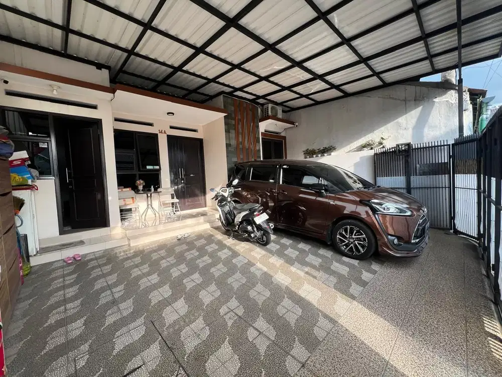 DI JUAL RUMAH MODERN MINIMALIS DI KALISARI JAKARTA TIMUR