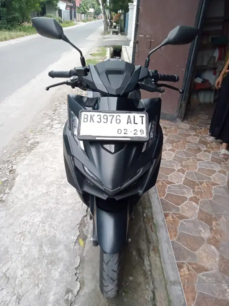 Honda Vario 160 CBS ISS thn 2024 original pajak hidup medan asli