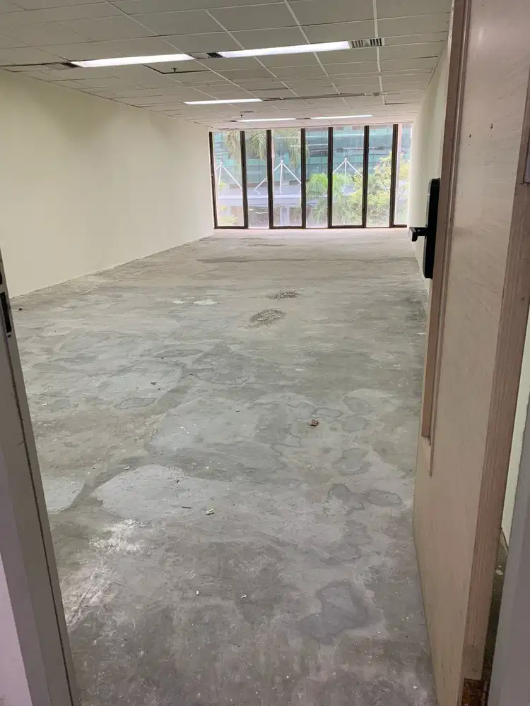 Disewakan kantor Luas 69 sqm Kondisi Bare SetiaBudi Jakarta Selatan