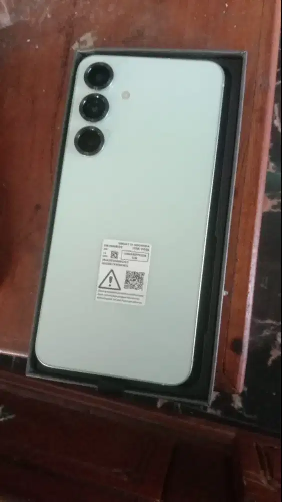 Samsung s25plus 12/512