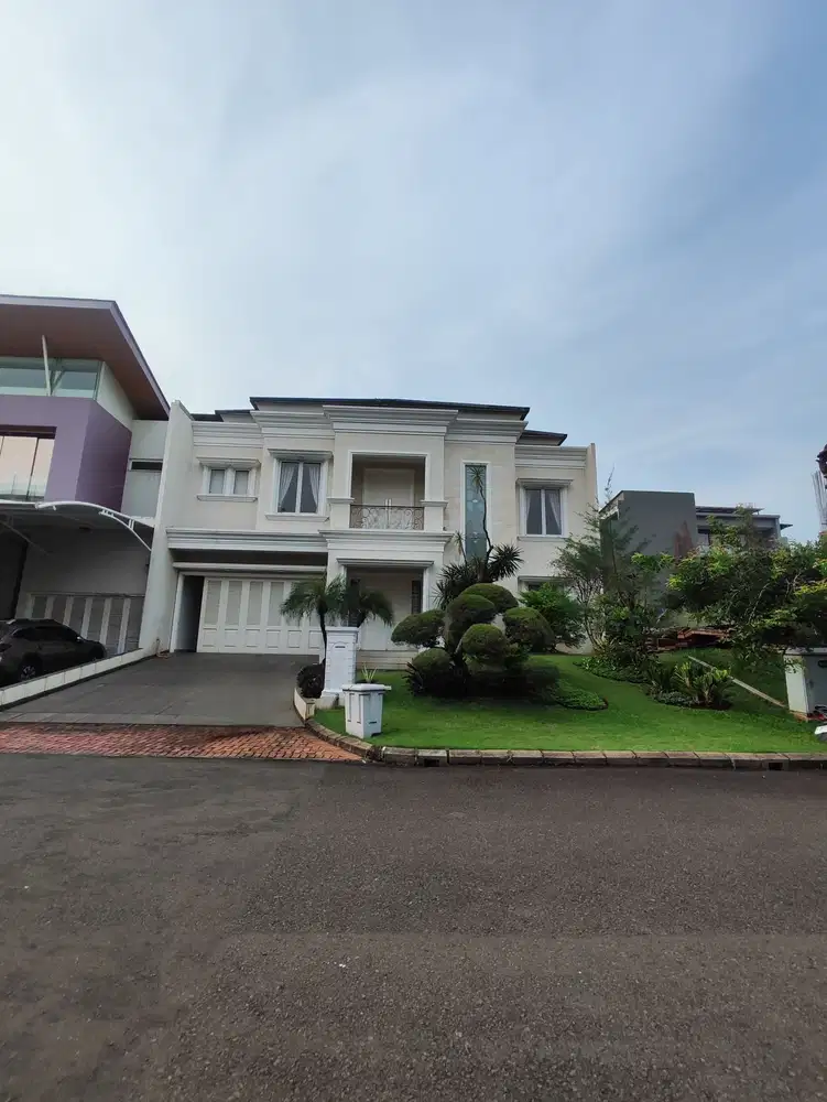 Rumah Cantik Siap Huni Strategis Cluster Crown PHG Gading Serpong