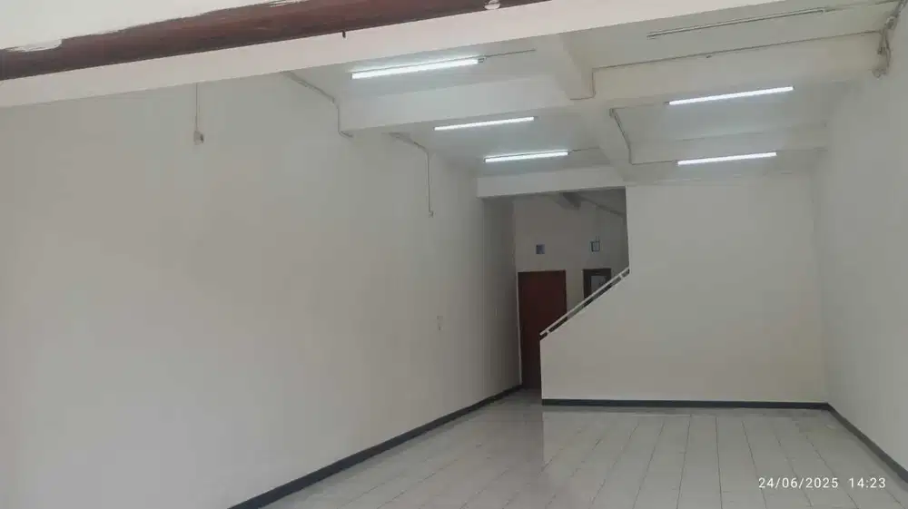 Disewakan Ruko Di Mainroad Taman Kopo Indah TKI 3