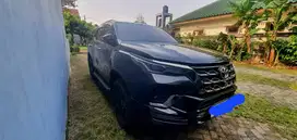Toyota Fortuner (2022) 2.8 4x2 GR Sport DSL Solar-AT