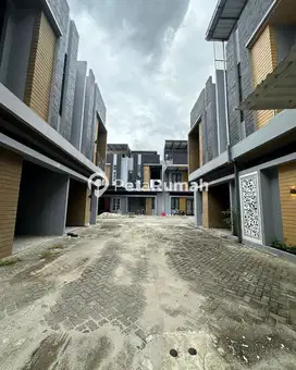 DIJUAL VILLA JL KARYA SETUJU READY 3 UNIT