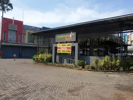 Foodcourt Siap Tempati Di Depan Ruko Gatsu Plaza, Semarang