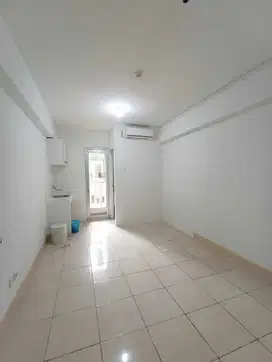 Apartemen Greenbay Pluit Unit Studio Kosong ada AC Siap Huni