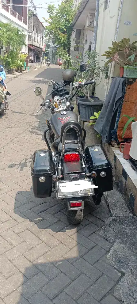 Binelli cruiser PE250CC