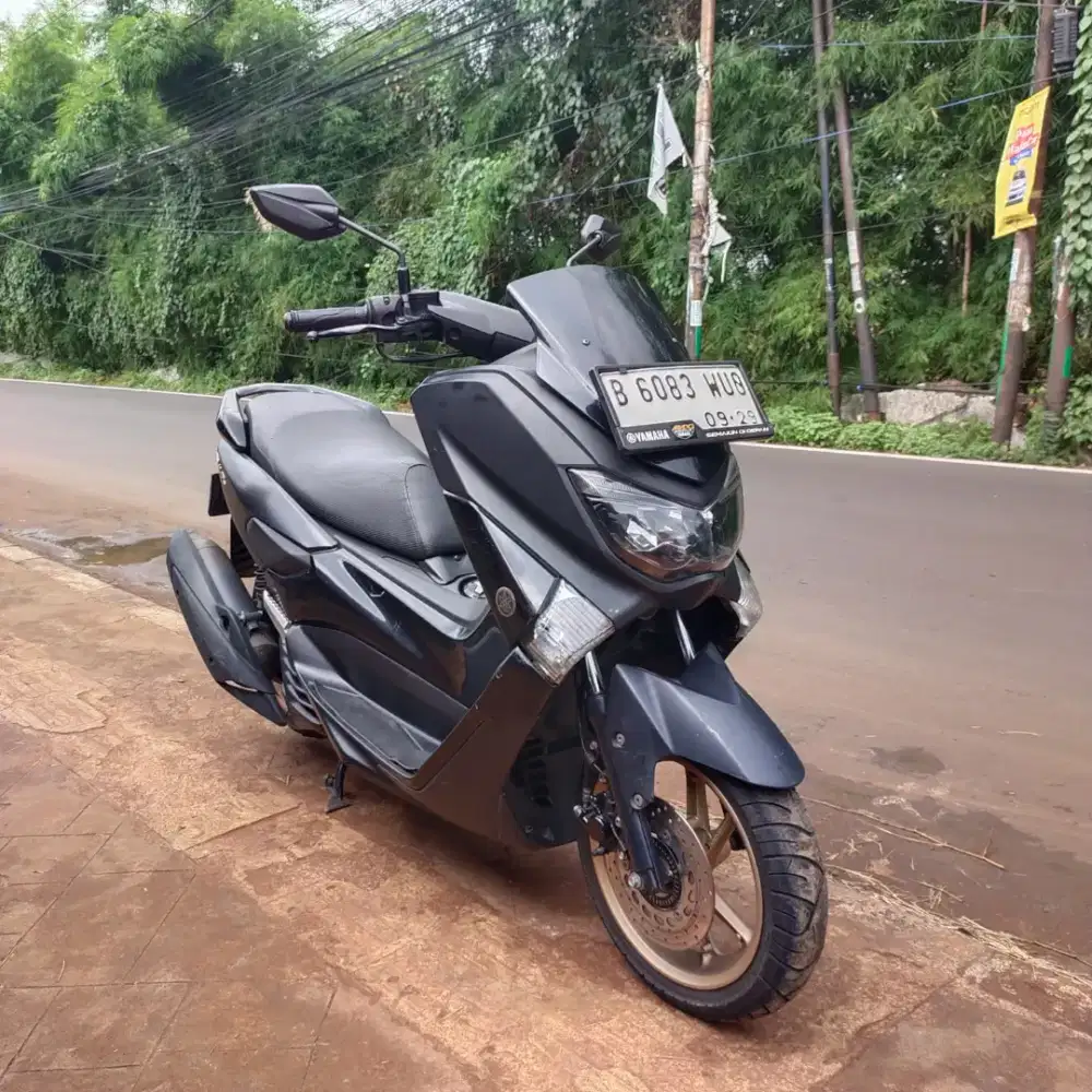 Nmax OLD 2019 Lengkap Bagus Mesin Aluss