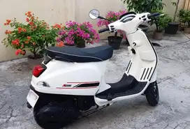 Vespa S125 iget low KM
