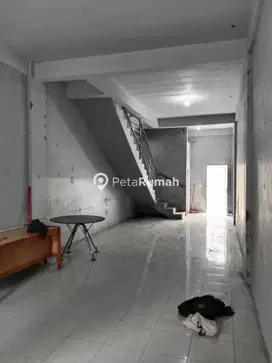 DIJUAL RUKO JALAN KARYA WISATA KOMPLEK JOHOR SUMMERVILLE (ELBERT)