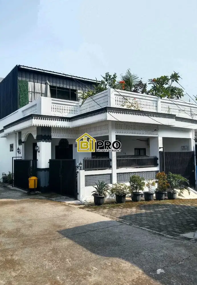 Di Jual Cepat Rumah 2 Lantai klasik Cilangkap Tapos Depok
