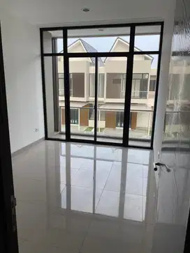 Sewa Rumah Denver PIK2 Siap Huni 4 Kamar Tidur Jarang ada