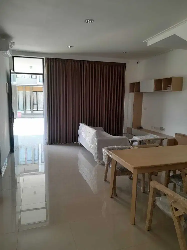 Sewa Rumah Millenial PIK2 8x12.5 Hook 2 Lantai Full Furnished Rapih