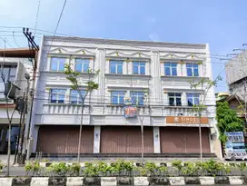 Ruko 3 Lantai Siap Digunakan Peterongan Jalan Mataram