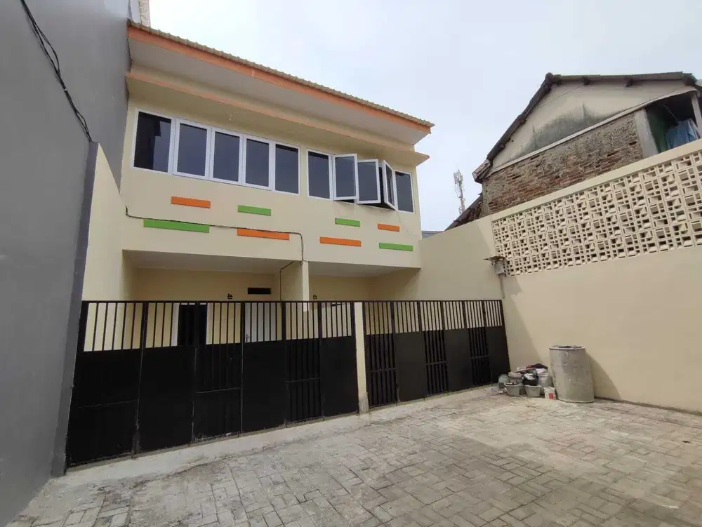 Dijual Rumah  baru 2 lt 4 x 12,3 m2 Di Cendrawasih Cengkareng ada 2 kt