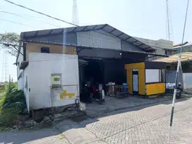 1009,114 lelang gudang Surabaya di Sambikerep di puncak sambisari