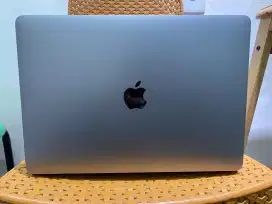 MacBook Pro 2019 i5