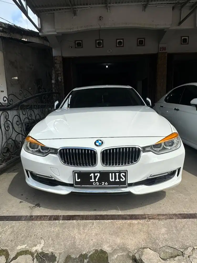 BMW 320i F30 Thn 2013 Matic pjk off 2X