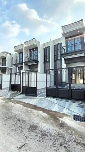 Hunian 2 lantai mewah di Sukmajaya depok dengan tanah luas