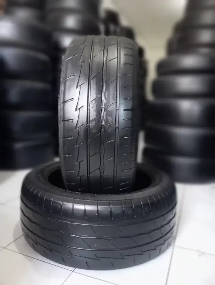 Ban Mobil Bekas Bridgestone Potenza 235/50 R18 2pcs Tahun 2021