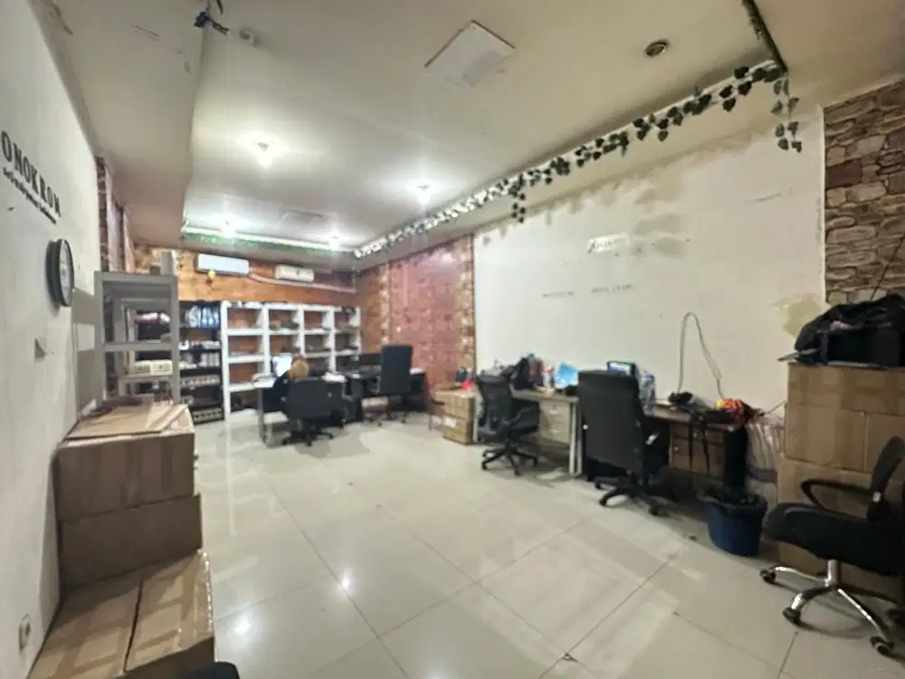 Dijual 2 Ruko Siap Huni Lokasi Strategis Di Mainroad MOH TOHA Bandung
