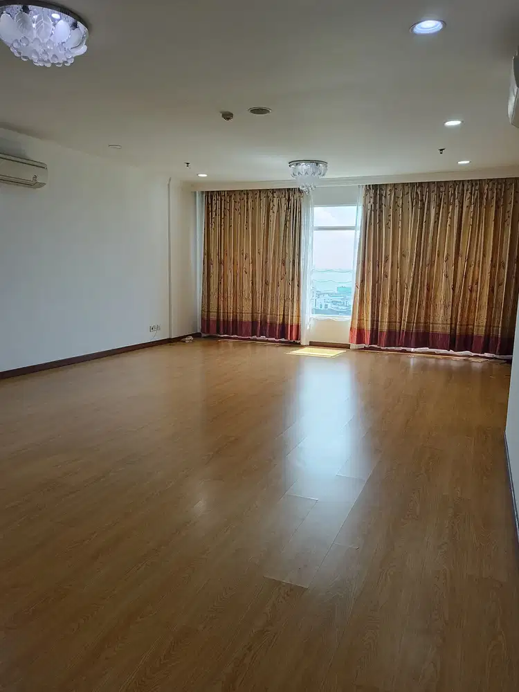 Disewakan apartemen pantai mutiara pemandangan laut