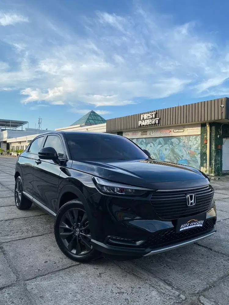 (Km Super Low 14ribu Record Honda Full Ori) HRV SE 1.5 CVT 2023