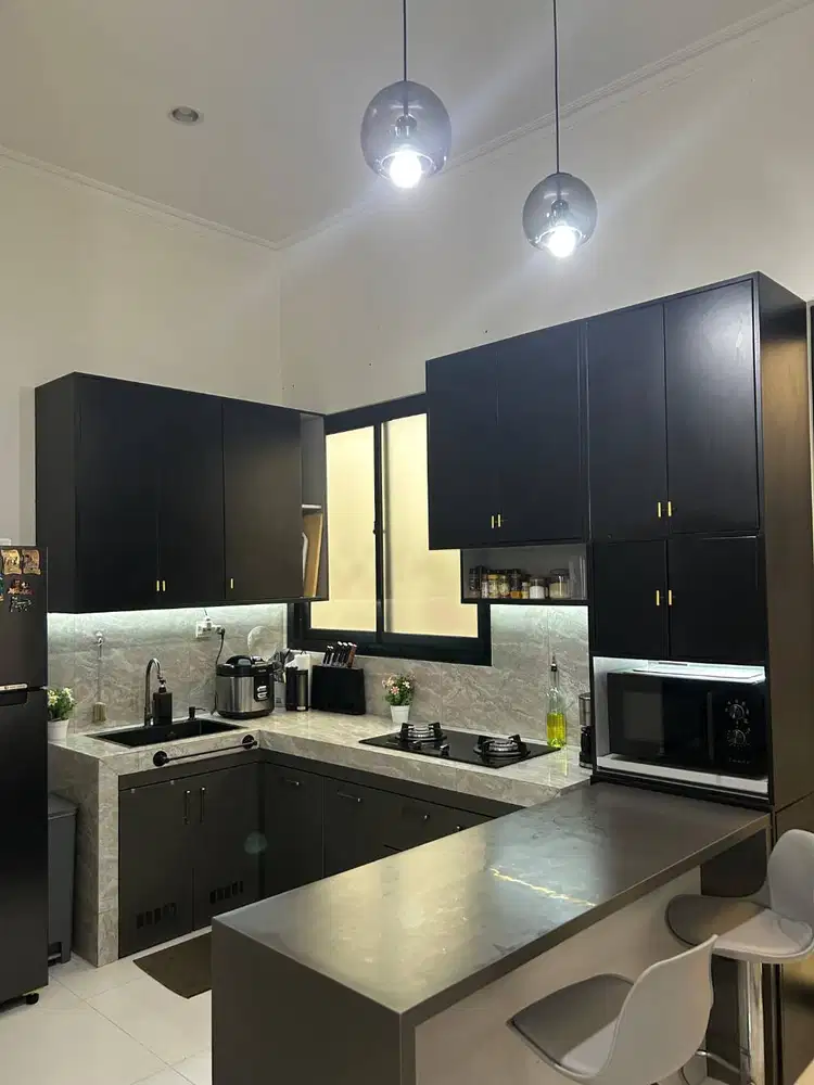 Kitchen Set Built-in – Dapur Bersih & Dapur Kotor Jadi Lebih Stylish!
