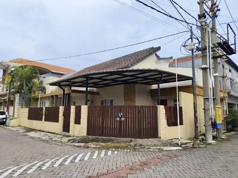 Turun Harga ! Rumah Bagus Strategis Griya Taman Pondok Indah