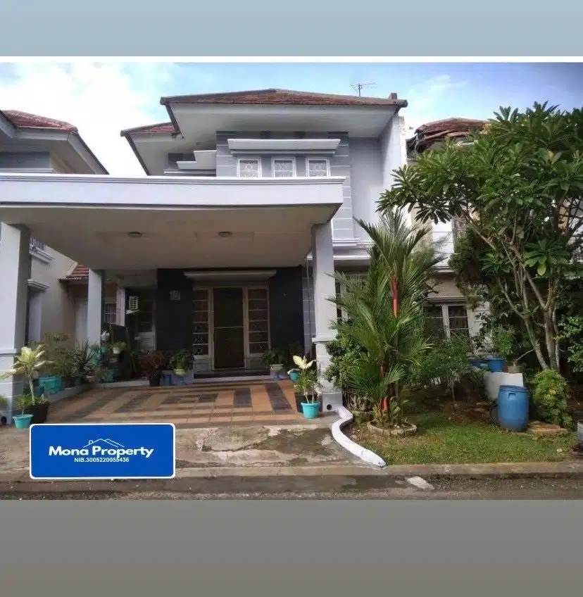 Jual Cepat Lingkungan Nyaman Depan Taman Rumah di Legenda Wisata